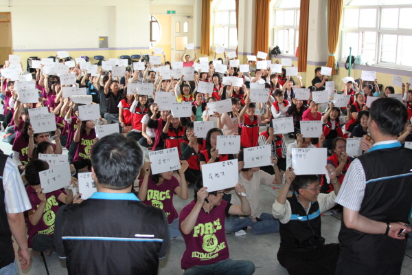 090912_GOLDENBELL-02.jpg