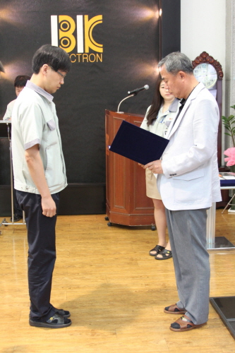 201206-04.jpg