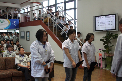 201206-10.jpg